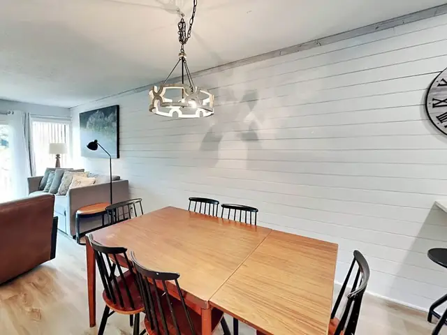 Dining area at Water Oaks #2